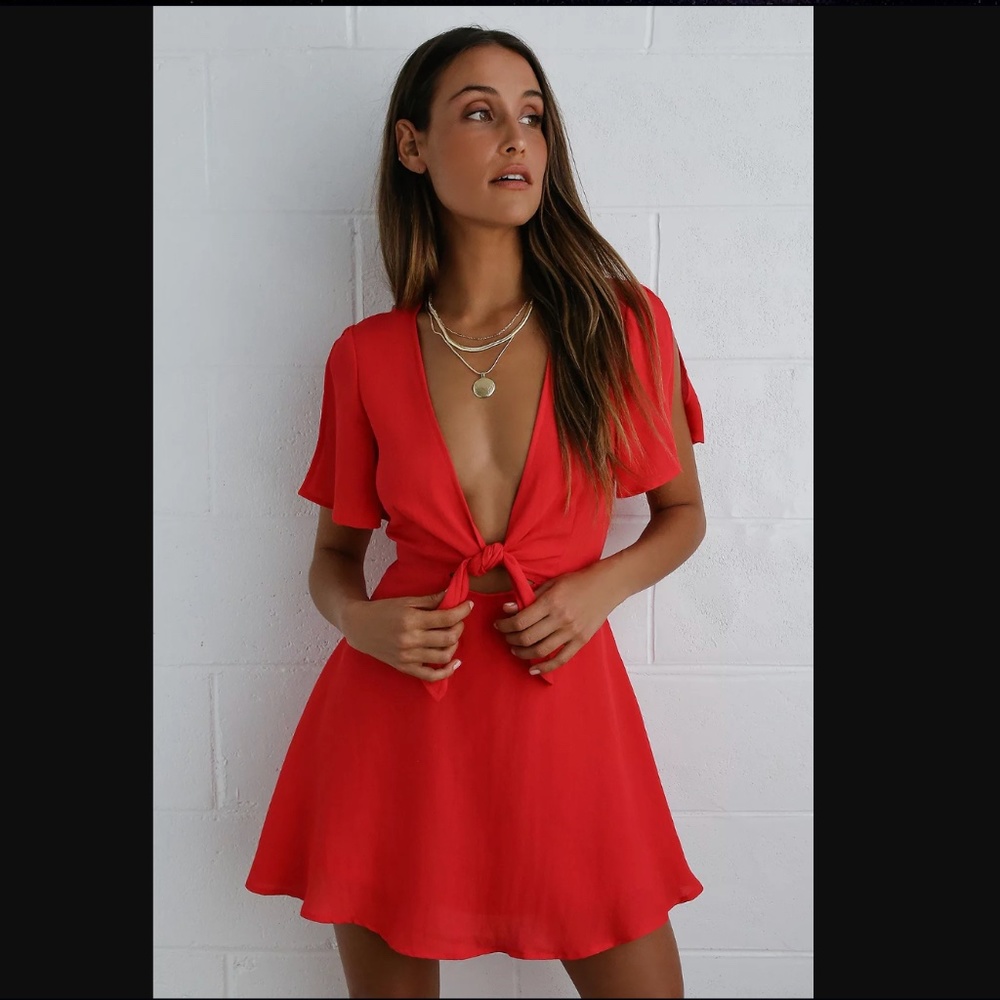 Lulu's Tie Front Red Dress- Never Worn